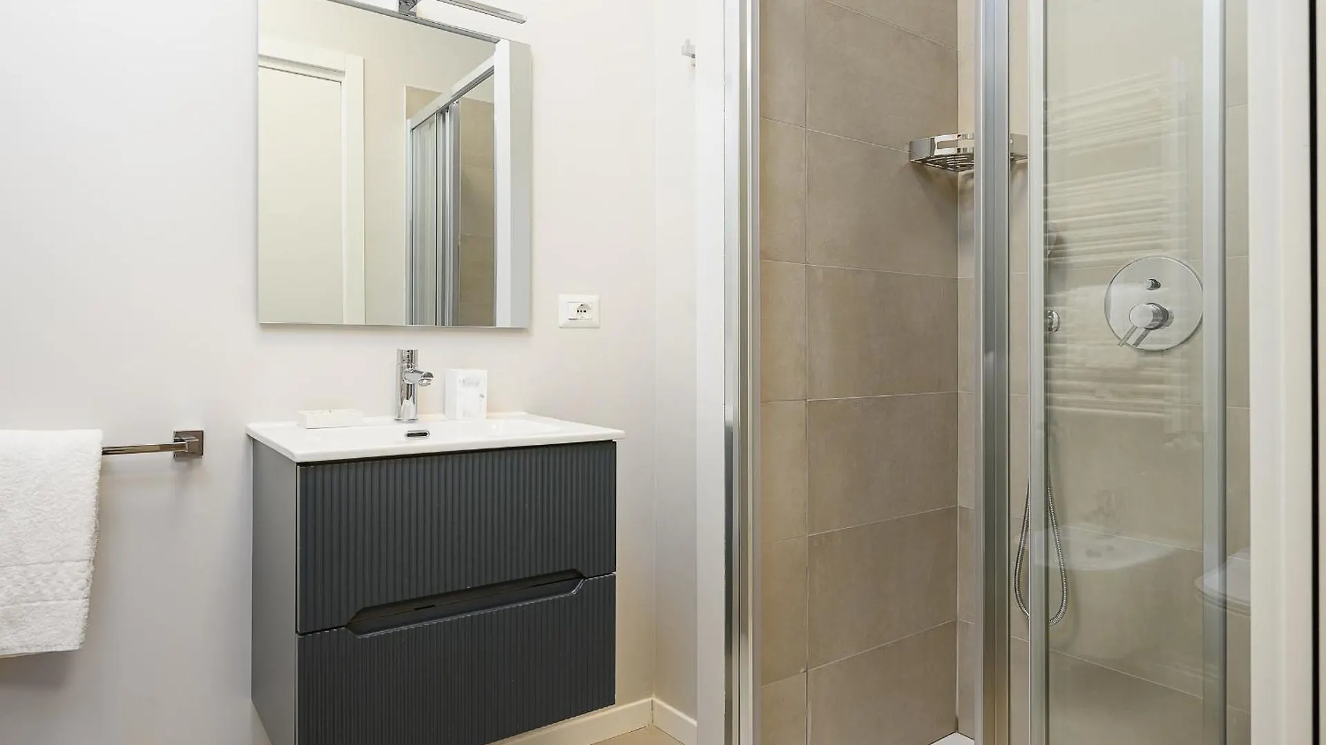 Classbnb - 2 Bilocali Di Design In Zona Porta Garibaldi Milaan Italië