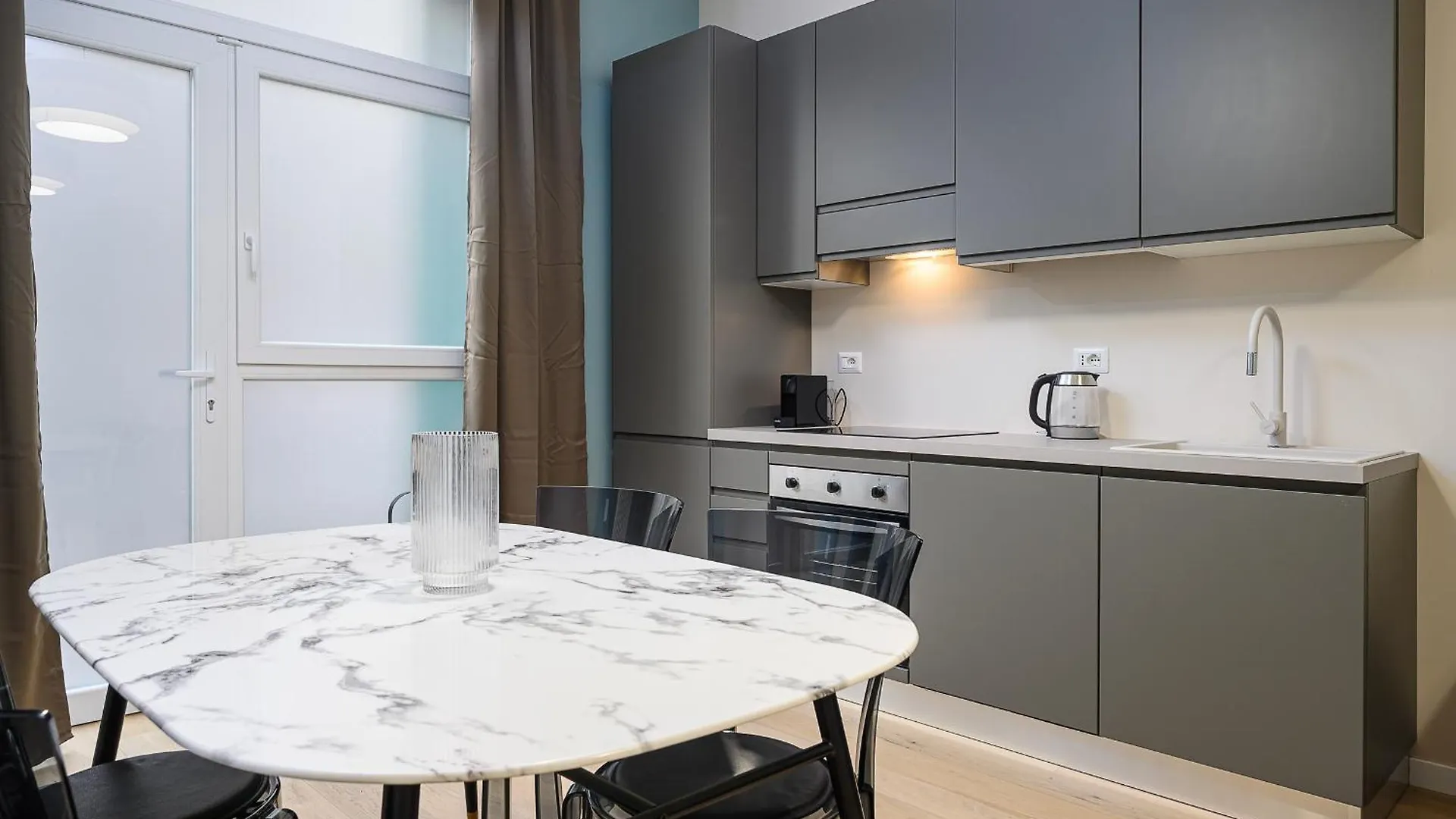 Appartement Classbnb - 2 Bilocali Di Design In Zona Porta Garibaldi Milaan